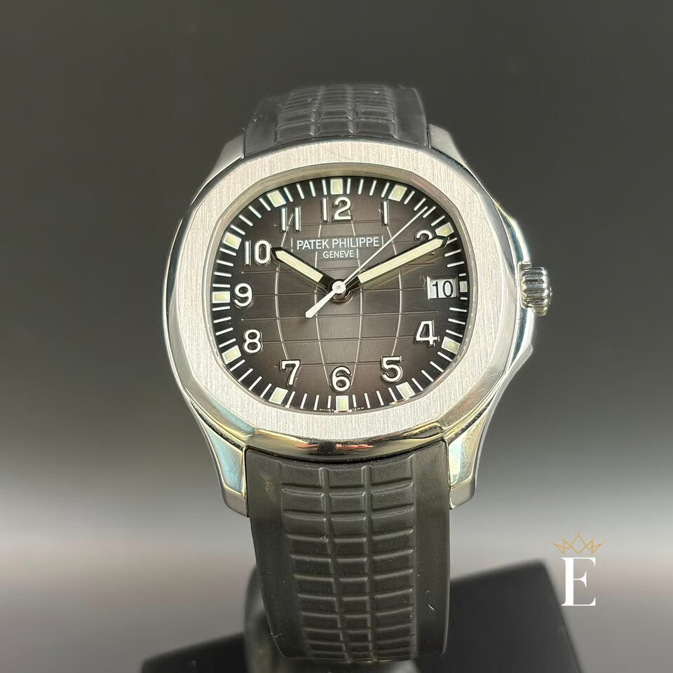 Relógio seminovo selecionado Empire Watches